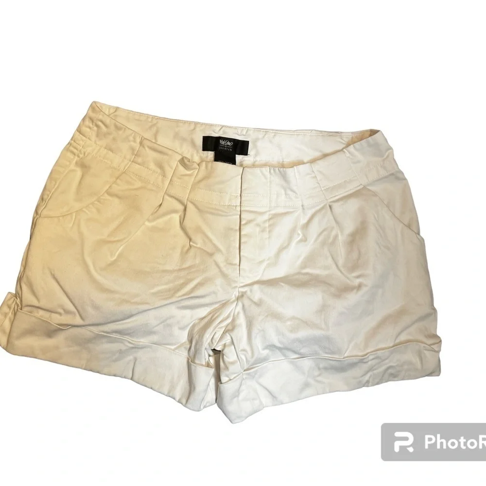 BUNDLE 2 TARGET MOSSIMO Shorts Womens SZ 4 White Cuffed MERONA Blue SZ 2 EUC